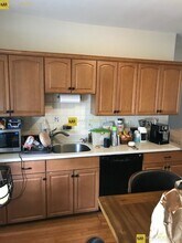159 Foster St, Unit 1 in Boston, MA - Building Photo - Building Photo