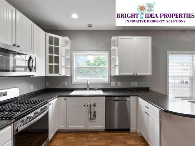 5948 Oakgreen Ave N in Stillwater, MN - Building Photo - Building Photo