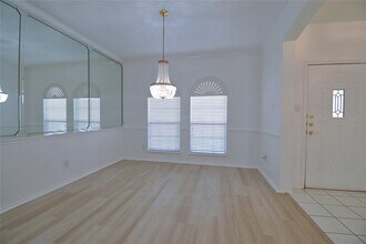 1401 Haley Gray Dr in Pflugerville, TX - Building Photo - Building Photo