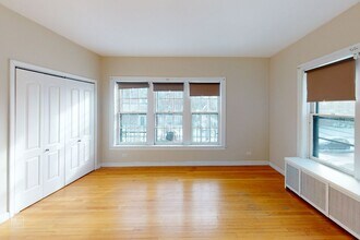 1011 Hull Terrace in Evanston, IL - Building Photo - Building Photo