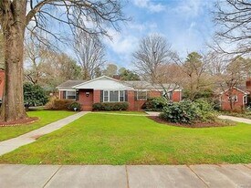 3419 Country Club Dr in Charlotte, NC - Building Photo