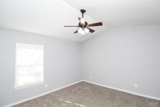 1305 Foxborough Dr in Pensacola, FL - Building Photo - Building Photo
