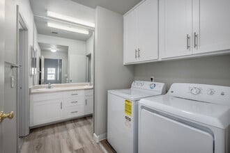 Avalon in Davis, CA - Building Photo - Interior Photo
