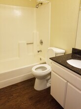 2284 Dunlop St in San Diego, CA - Foto de edificio - Building Photo