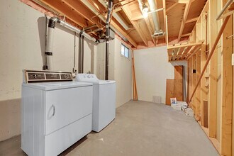 2356 S Hiwan Dr in Evergreen, CO - Building Photo - Building Photo