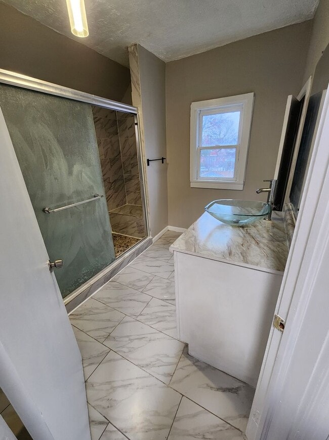 207 W 25th St in Lorain, OH - Building Photo - Building Photo