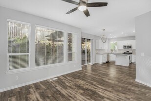 16075 SW Loon Dr in Beaverton, OR - Building Photo