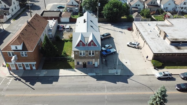 2382 Caniff St in Hamtramck, MI - Building Photo - Other