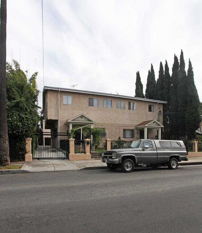 1744 N Van Ness Ave in Los Angeles, CA - Building Photo - Building Photo