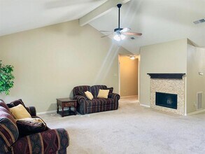2607 Old Oak Ln in Houston, TX - Building Photo - Building Photo
