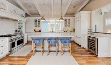 917 3rd St in Hermosa Beach, CA - Building Photo - Building Photo