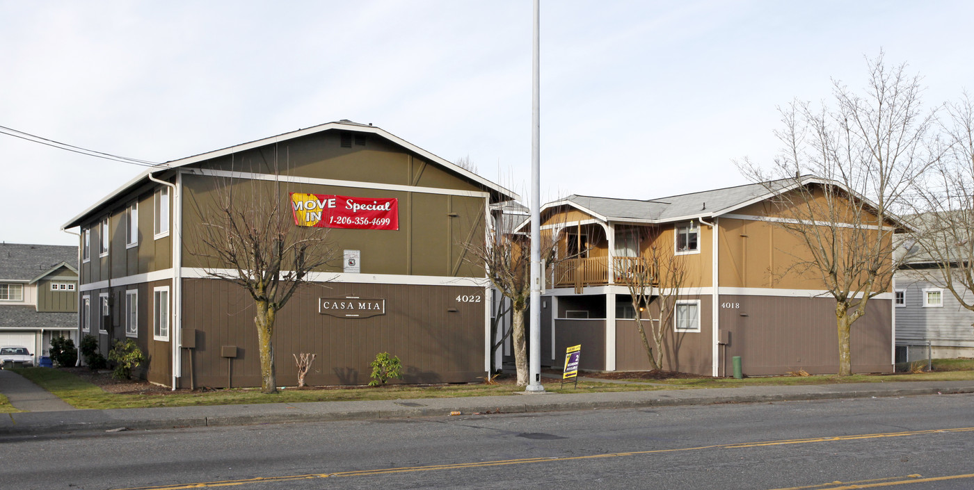 Casa Mia Apartments in Tacoma, WA - Building Photo