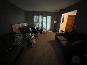 2015 S 95th St, Unit Right (North Side Unit) in West Allis, WI - Building Photo - Building Photo