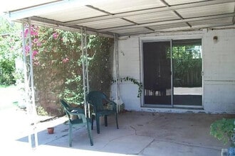 1214 S Roosevelt St in Tempe, AZ - Foto de edificio - Building Photo