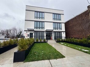 330 Washington Ave in Belleville, NJ - Building Photo - Building Photo