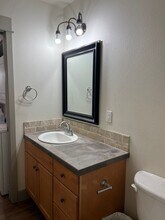 445 N W Princess Ct in Bend, OR - Building Photo - Building Photo