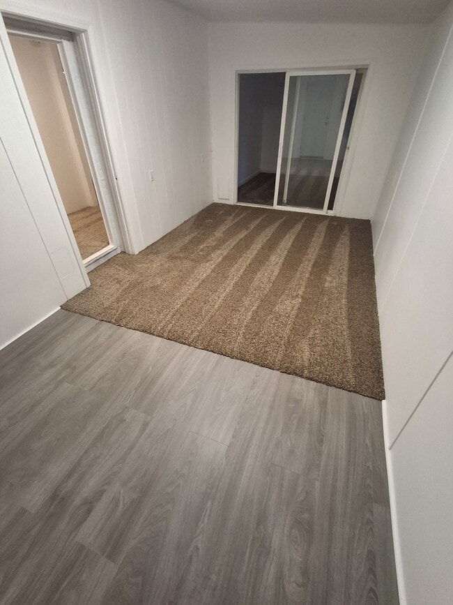 property at 14820 Glenwood Dr