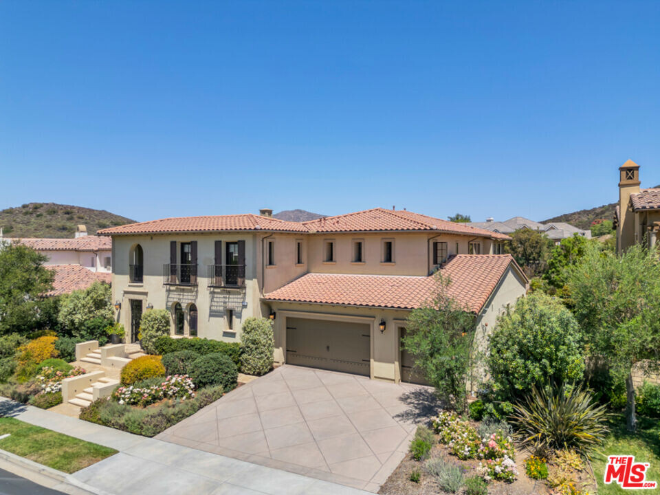 790 Via Sedona in Thousand Oaks, CA - Building Photo