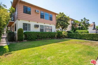 1124 San Rafael Ave in Glendale, CA - Building Photo - Building Photo