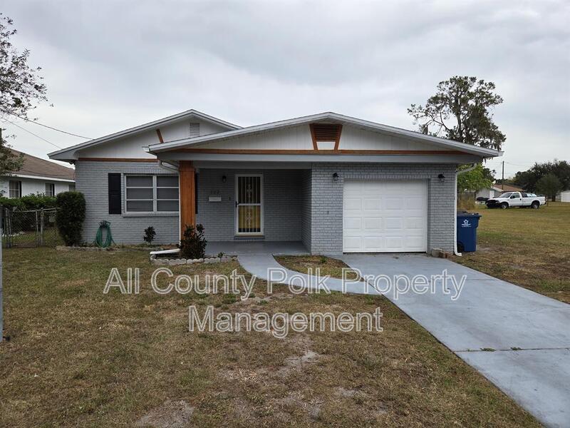 602 SE 5th St in Mulberry, FL - Building Photo