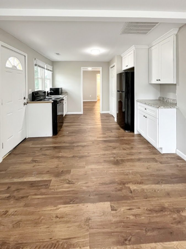 property at 415 Highlawn Ave