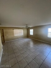 1825 Oak Ln in Ft. Myers, FL - Building Photo - Building Photo