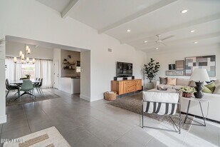 17412 N 21st Dr in Phoenix, AZ - Building Photo