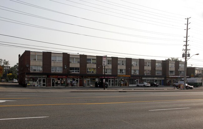 3057-3075 Hurontario St in Mississauga, ON - Building Photo - Building Photo