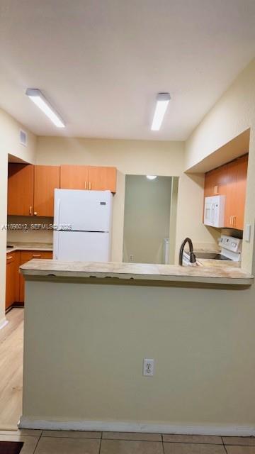 property at 1806 Belmont Ln