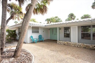 614 Treasure Boat Way in Siesta Key, FL - Foto de edificio - Building Photo