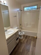 471 E 117th St in Cleveland, OH - Building Photo - Building Photo