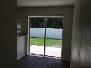 10225 Summerview Cir in Riverview, FL - Building Photo - Building Photo