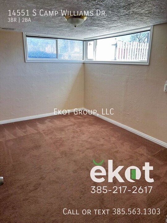 14551 S Camp Williams Rd in Bluffdale, UT - Building Photo