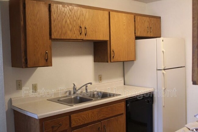 1516 Warren St in Mankato, MN - Building Photo - Building Photo