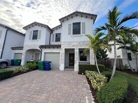 24450 SW 119th Pl in Princeton, FL - Building Photo