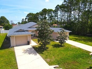 14 Buttonwood Ln in Palm Coast, FL - Building Photo - Building Photo