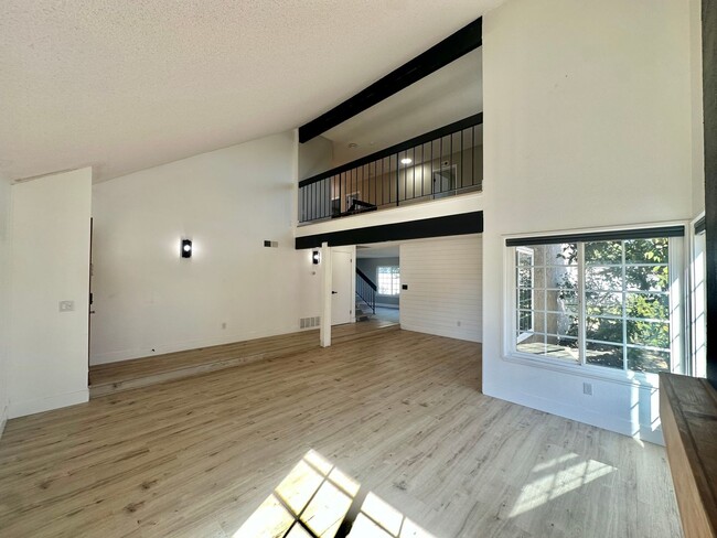 7992 Merrington Pl in San Diego, CA - Building Photo - Building Photo