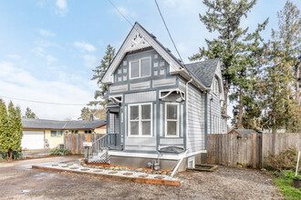 1144 SE 85th Ave, Unit Vic II in Portland, OR - Foto de edificio - Building Photo