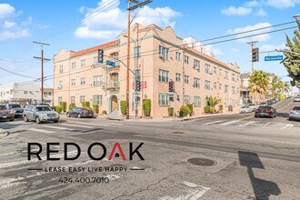 1056 Normandie Ave in Los Angeles, CA - Building Photo - Building Photo