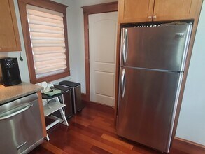 1 Grayson St, Unit 2 in Boston, MA - Building Photo - Building Photo
