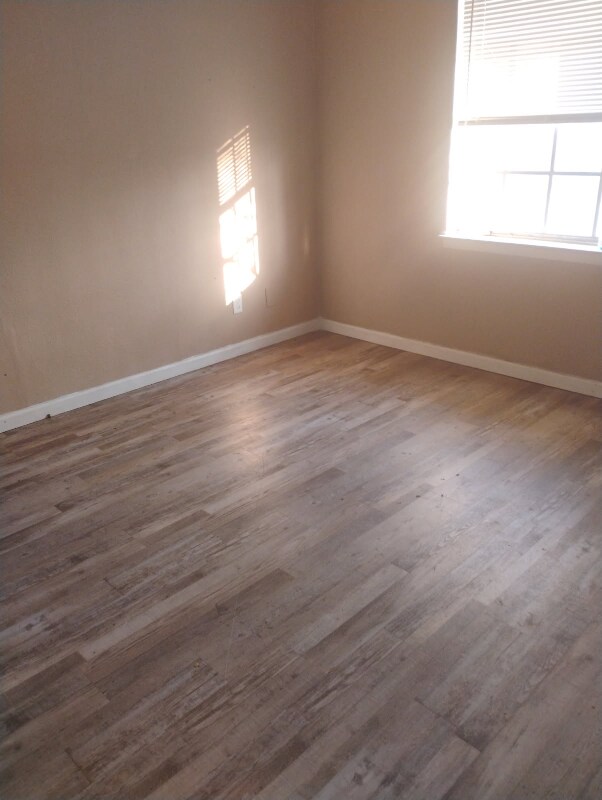 3215 Clarksville St in Paris, TX - Building Photo - Building Photo