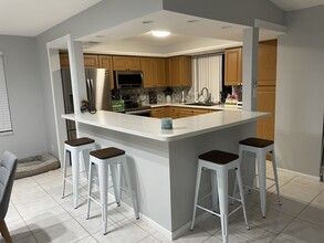980 NW 79th Ter in Plantation, FL - Building Photo - Building Photo