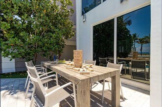 3350 NE 14th Ct in Fort Lauderdale, FL - Building Photo - Building Photo