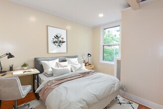 154 S 4th St in Brooklyn, NY - Building Photo - Building Photo