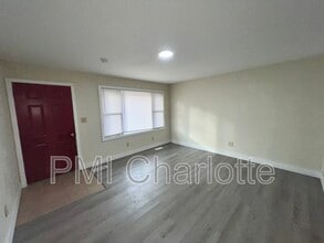 3740 Branding Iron Dr in Gastonia, NC - Building Photo - Building Photo