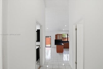 13521 SW 62nd St in Miami, FL - Building Photo - Building Photo