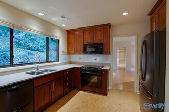 1710 Montdale Rd SE in Huntsville, AL - Building Photo - Building Photo