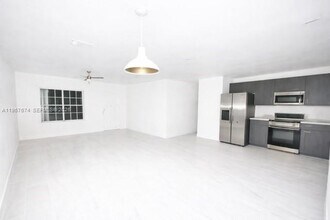 4487 Pocatella Ave in North Port, FL - Building Photo - Building Photo