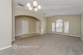 4631 Cumbrian Lakes Dr in Kissimmee, FL - Building Photo - Building Photo