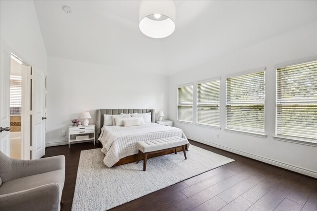 property at 3323 Emerald Valley Dr